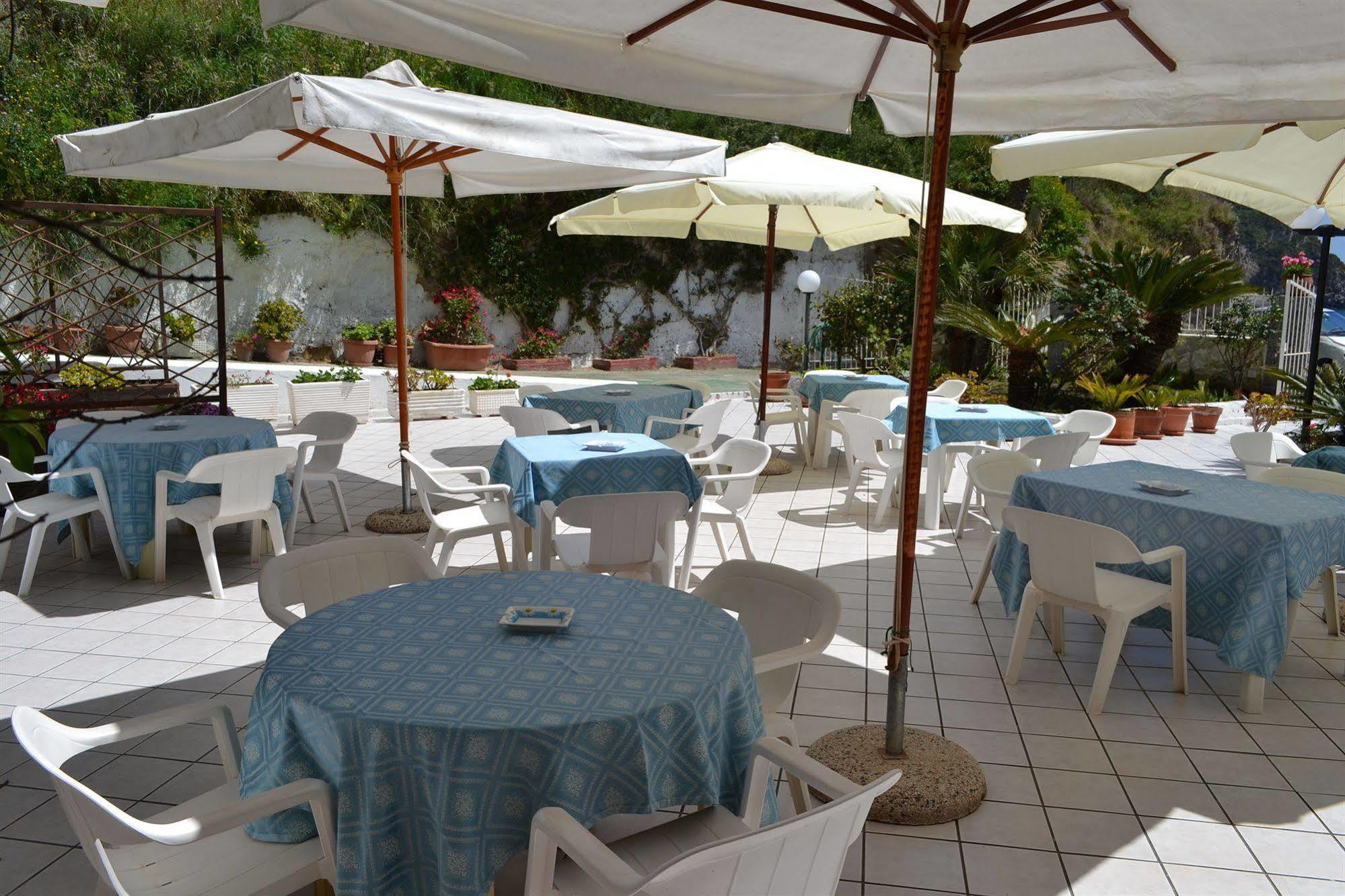 Hotel Villa Bina Sant'Angelo  Exterior photo