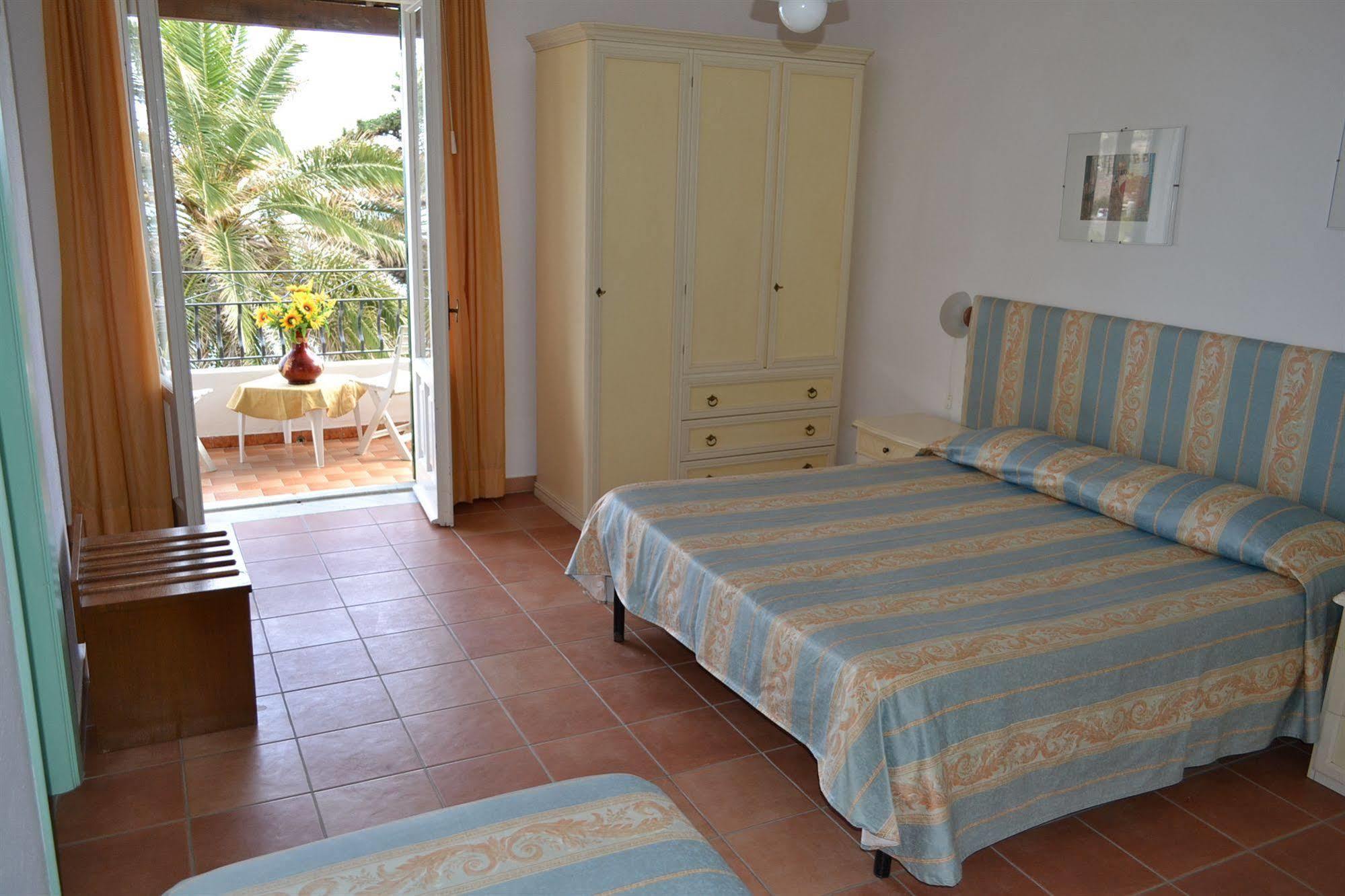 Hotel Villa Bina Sant'Angelo  Exterior photo
